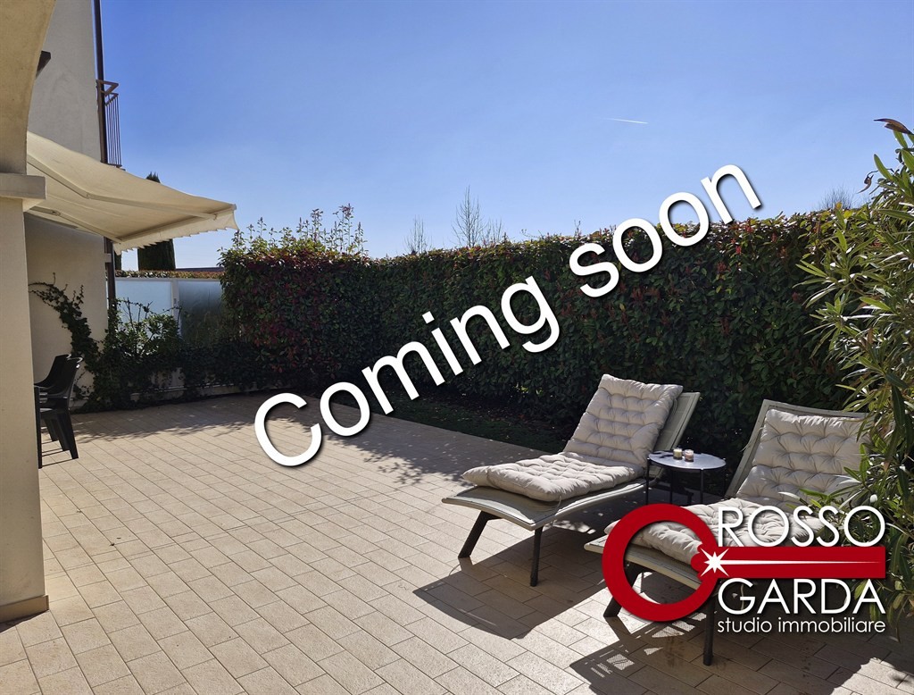 Desenzano del Garda – Appartamento Trilocale con giardino e portico, recente costruzione